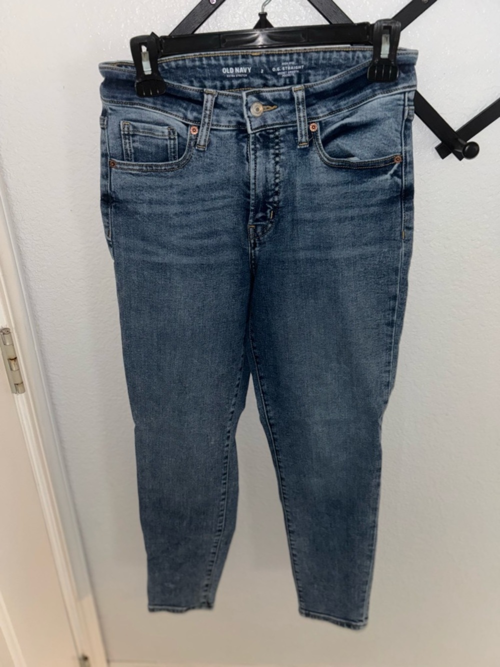 Old Navy O.G. Straight Jeans Size 2 Medium Wash High Rise Straight Leg Stretch - Picture 2 of 4